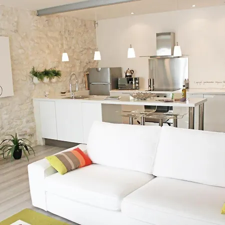 Holiday home Le Cocon Bianco Centre Arles